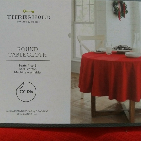Nwts Threshold round cotton tablecloth - Picture 3 of 4